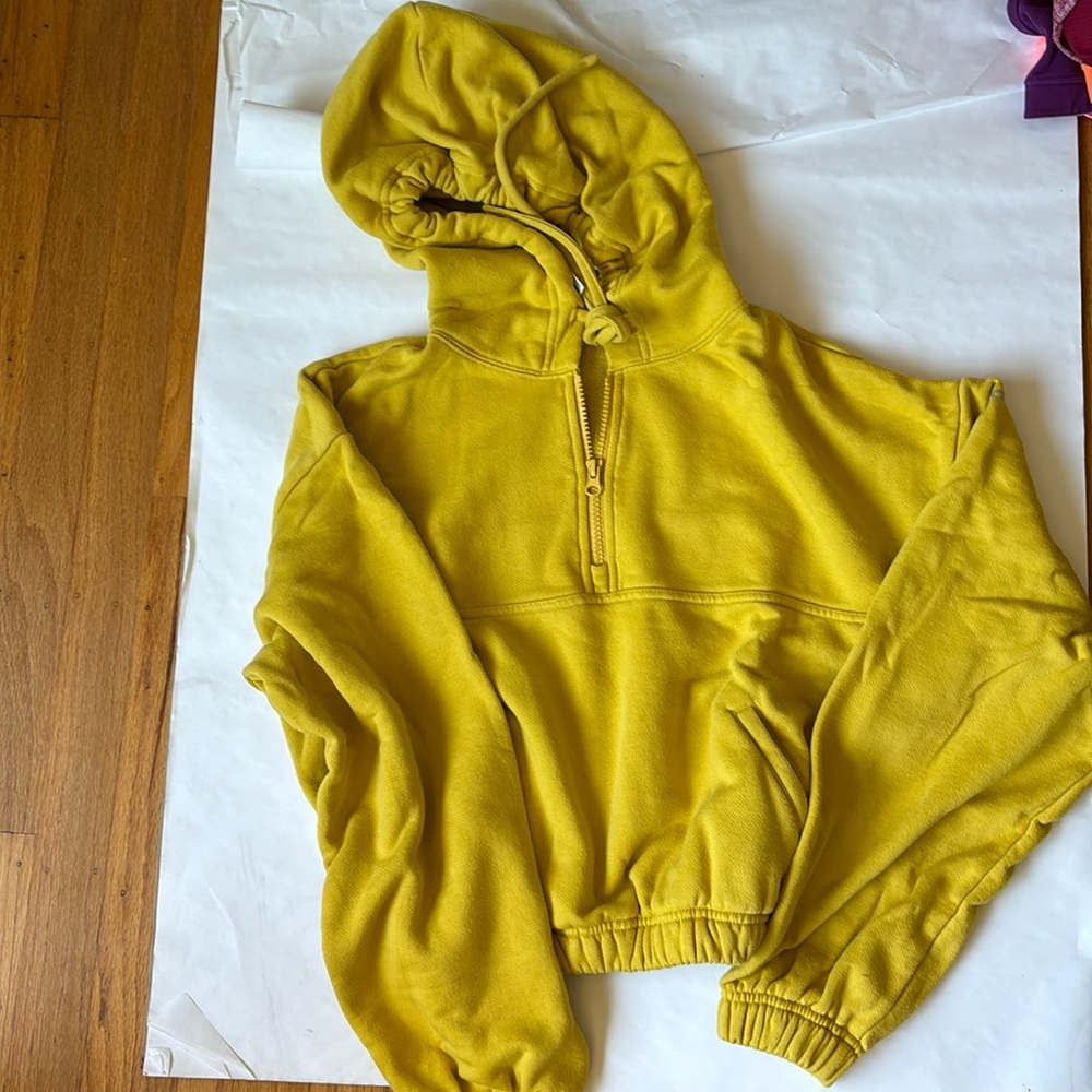 ALO YOGA Sweatshirt